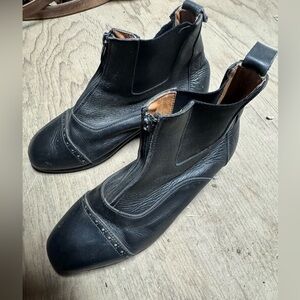 Black womens paddock barn English boots equestrian see flaw